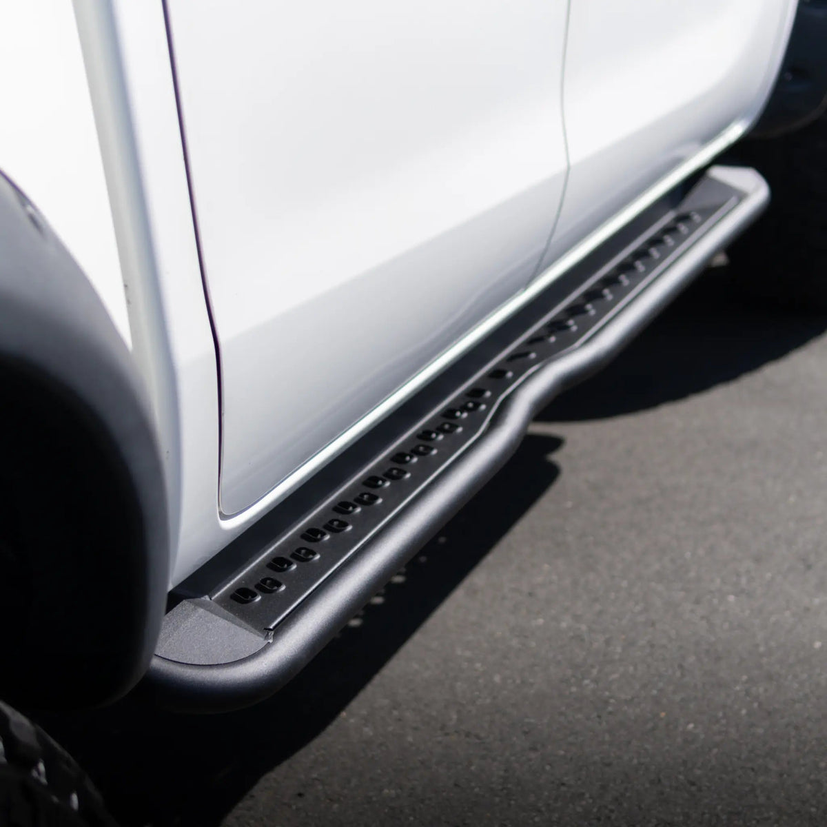 Mazda BT-50 Heavy Duty running boards Tough Trucks