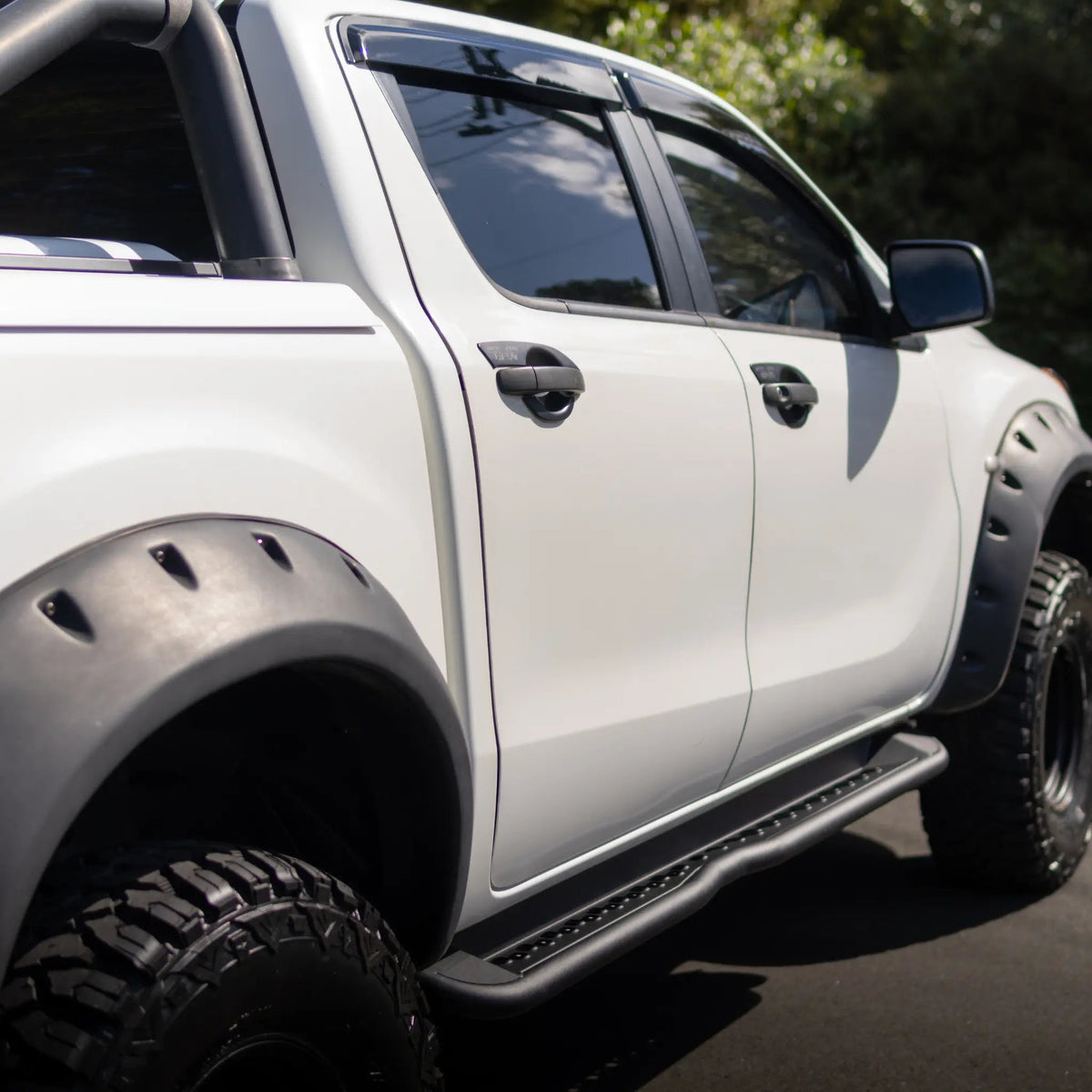 Mazda BT-50 Heavy Duty running boards Tough Trucks